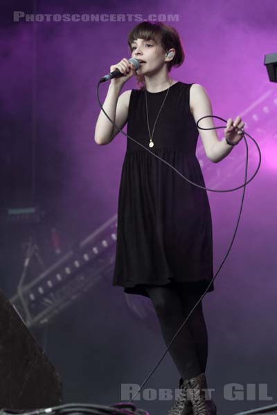 CHVRCHES - 2013-07-07 - BELFORT - Presqu'ile du Malsaucy - Lauren Eve Mayberry